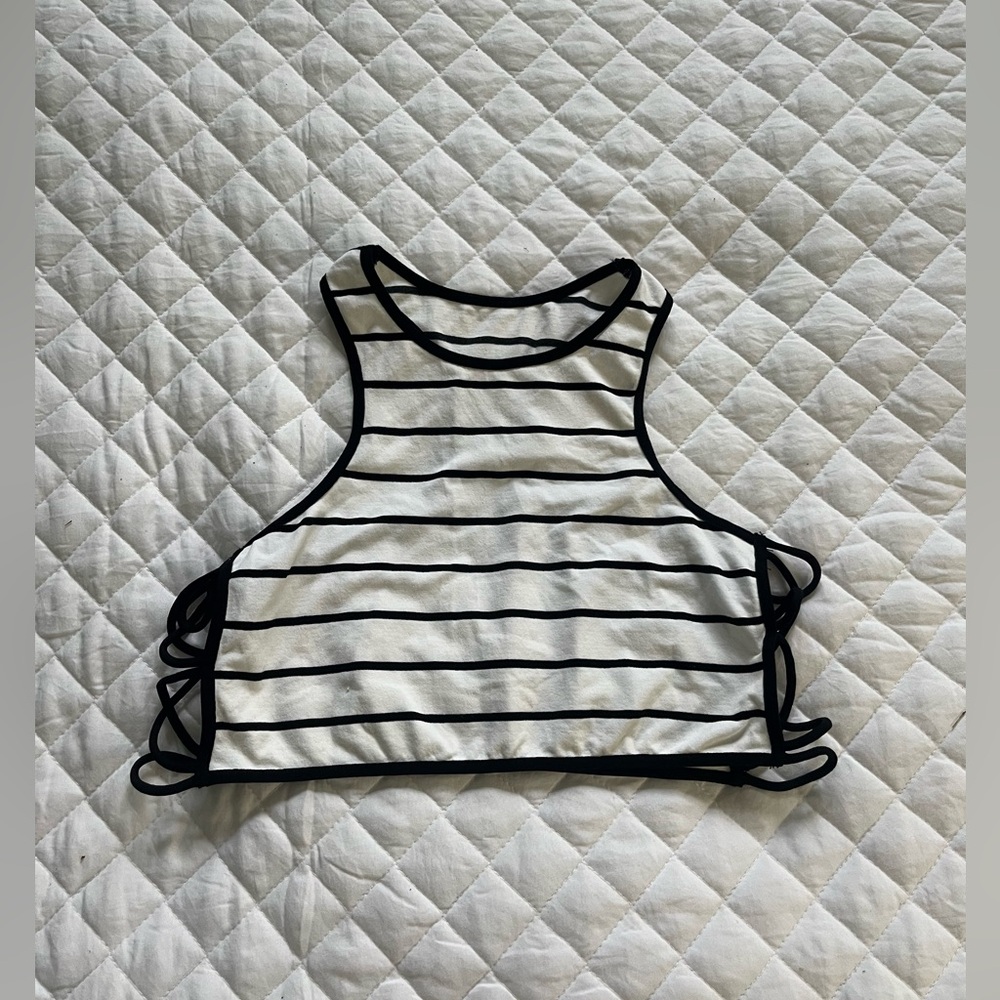 Free people black and white strappy cropped tank size M/L